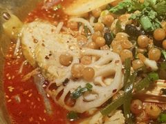 -张翻越·川渝冒菜·武汉黑鸭煲(城北万象城店)