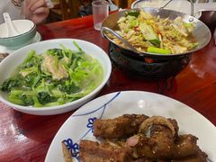 -芦茨金富饭庄·25年老字号·专做稻草鸡