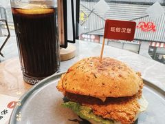 -必胜客(上海新南方商城PH店)