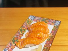 三文鱼腩手握寿司-渔寿司·日本料理(艾尚天地店)