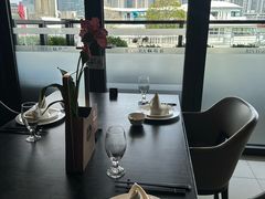 -RIVIERA 松鹤楼(外滩店)