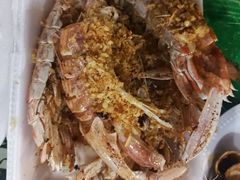 -班赞海鲜市场胖阿姨加工点