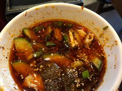 -炉小二铜锅牛蛙•川湘菜(三里屯店)