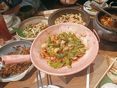 -云海肴·汽锅鸡·云南菜(天山百盛优客店)