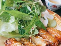 -大头虾越式风味餐厅(光明广场店)