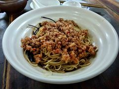 葱油拌面加辣肉-吾介小籠館