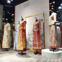 -Lady  Jane高端婚纱礼服馆
