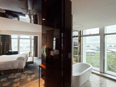 -广州白云机场雅高铂尔曼大酒店