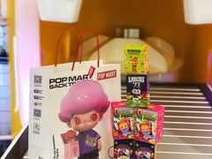 -泡泡玛特POPMART(上海环球港店)