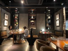 大堂-老头儿油爆虾·1987杭州烟火味(湖滨银泰in77D区店)