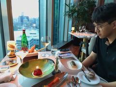 靠窗位-翡翠36餐厅(浦东香格里拉店)