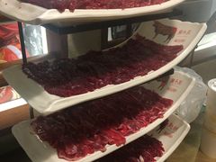 -左庭右院鲜牛肉火锅(金山万达店)