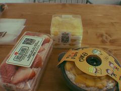 草莓盒子-赵小璐快乐甜品蛋糕(平安路店)