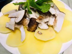 -藏味八珍特色火锅