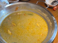 -佬土鹅肠火锅(中建大观店)