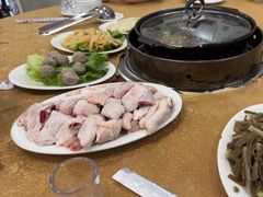 -濠轩阁特色生蚝火锅总店