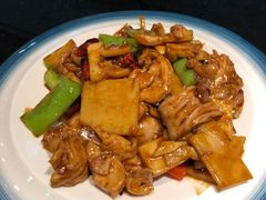 -梅飞酒家(名辉豪庭店)