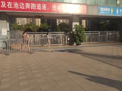 -宝安体育馆游泳馆
