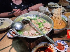 -肖四女乐山跷脚牛肉(世博源店)
