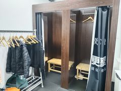 -坚果健身24小时工作室(定西路店)