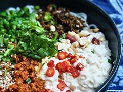 豆花米线-滇道云南特色料理(康定路店)