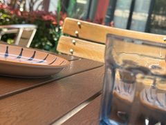 -必胜客(上海华谊新所店)