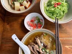 姬松茸鸡汤泡饭-玉滋補