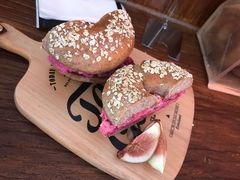 -Catch Bagel(芳草地店)