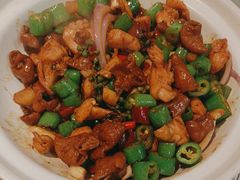 -辛香味烧鱼馆·非遗技艺·排骨红烧肉(光谷医药园店)