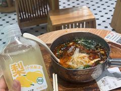 -小满手工粉(杭州滨江龙湖店)