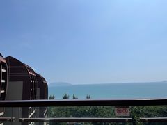 -三亚湾海居铂尔曼度假酒店