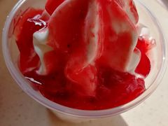 草莓新地-麦当劳(曲阳店)