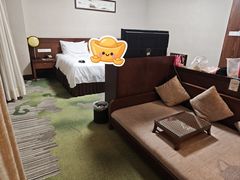 -中铁花水湾温泉酒店(大邑店)