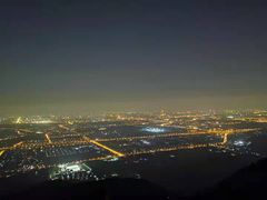 -鬼笑石后山停车场