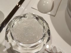 -燕庭·纯燕窝·甜品下午茶(南京西路店)