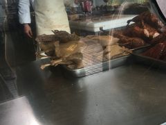 -陆稿荐观前街店