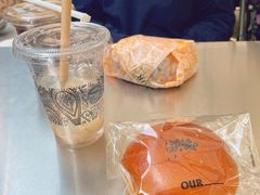 红豆奶油包-OUR Bakery(三里屯太古里店)