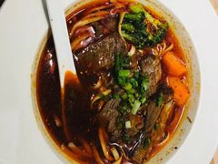 -康师傅私房牛肉面(马泉营奥莱店)