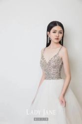 点击看大图 -Lady Jane高端婚纱礼服馆