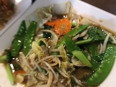 -两兄弟Song Pee Nong(2号店)