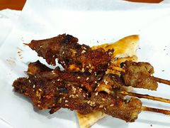 -巴汗羊肉串烧烤店
