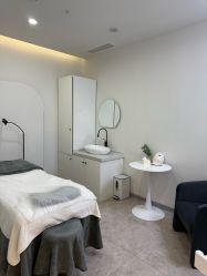 -VE专注问题肌·赛诺龙&科学美肤中心