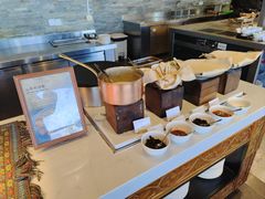-锦厨国际自助餐厅 · 云端景观 (昆明索菲特大酒店)