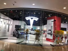 -TESLA 特斯拉(北京颐堤港体验店)