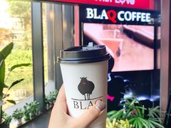 巴旦木奶拿铁-BLAQ咖啡(骏豪店)