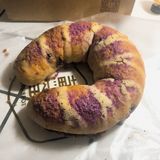 香芋牛角 本来想买黑眼豆豆的  可是没有看见