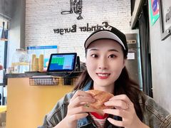 -Grinder 绞肉机汉堡(武定路店)