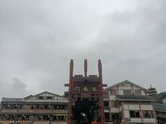 -磁器口古镇