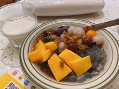超级桃胶芋圆-堂屋糖水店(愚园店)