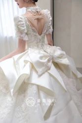点击看大图 -曼青婚纱礼服馆